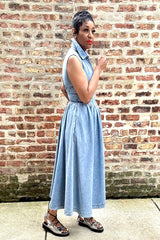 CORSETED IN CONFIDENCE