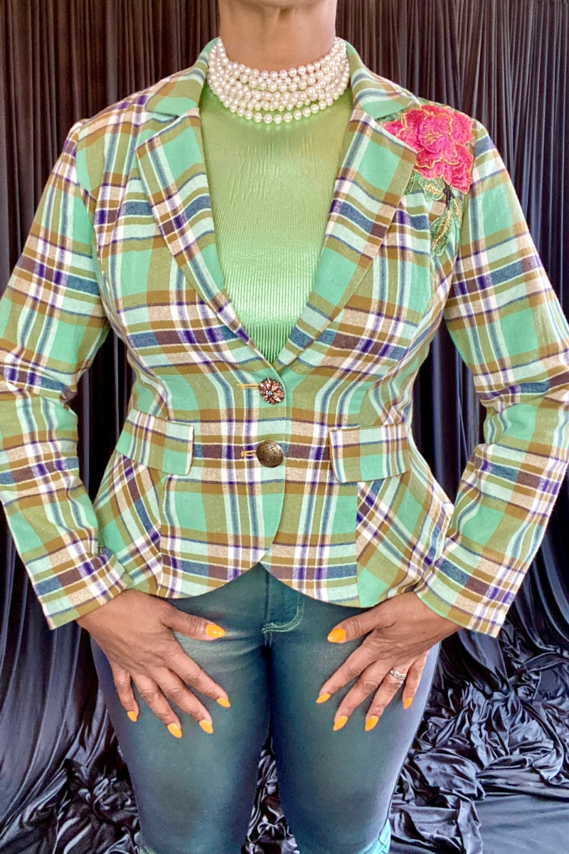 GREEN PLAID BLAZER W/FLORAL DETAILING